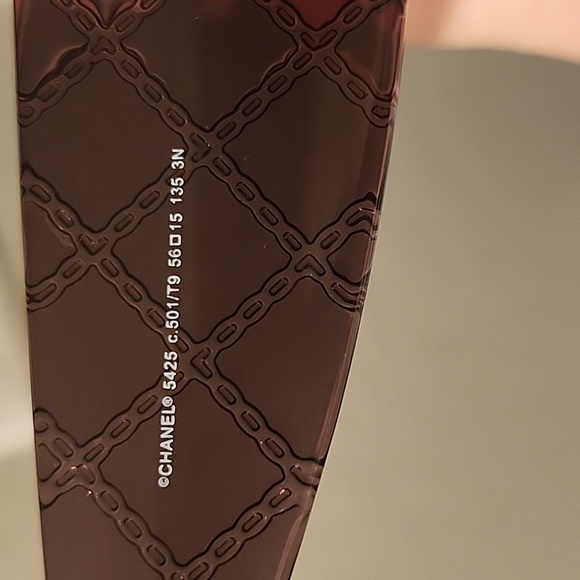Chanel sunglasses. - Picture 5 of 8